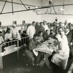 Analfabéta katonák tanfolyama egy hadikórházban - 1915