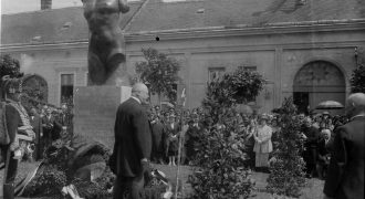 Magyar fájdalom - szoboravatás - 1933