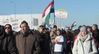 Akkumulátorgyár tüntetés Debrecen 20250201