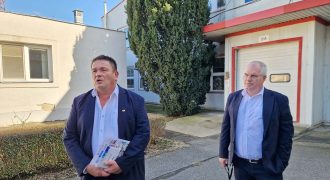 Hajdúböszörmény, Dryvit Profi - Bana László