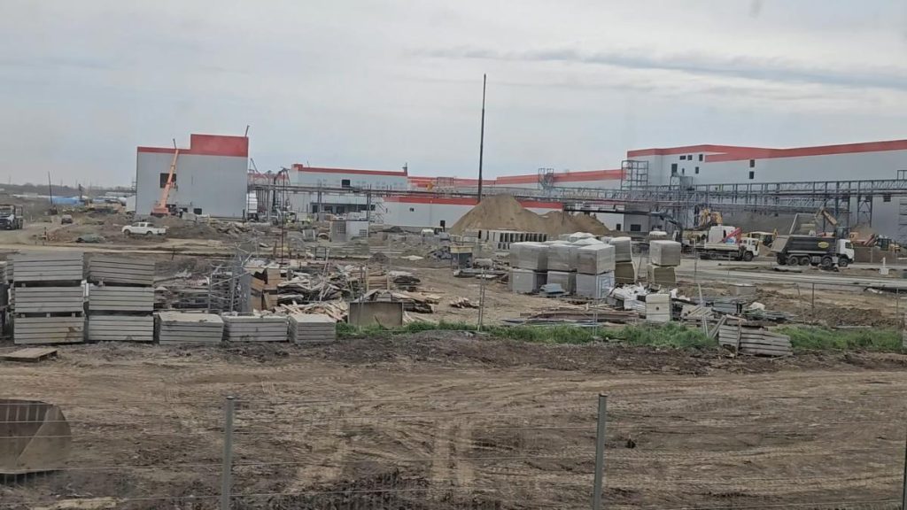 Akkumulátoripari gyárak Debrecen határában 2025. április 11.
