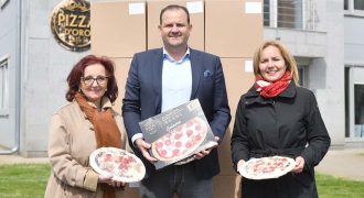 Széles Diána - Pizza