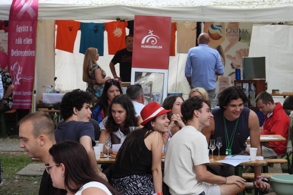 Civil Falu és Manír a Campus Fesztiválon