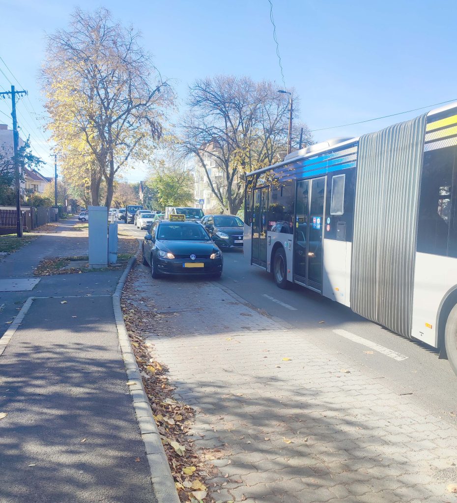 taxi autóbusz közlekedés