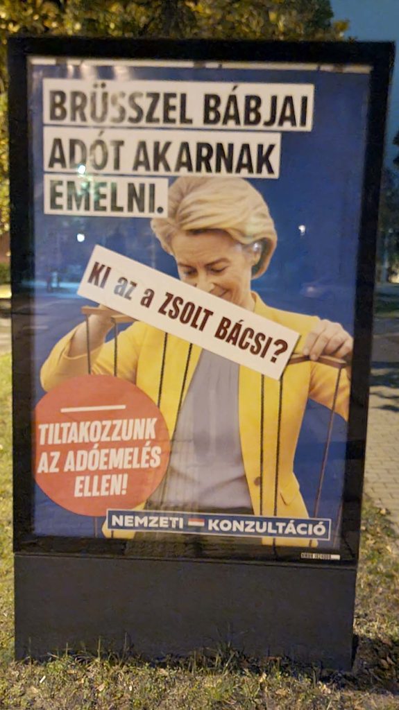 plakát átragasztás