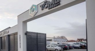 Tömb 2002
