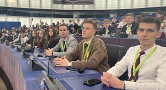 Európai Parlament - Ady Endre Gimnázium