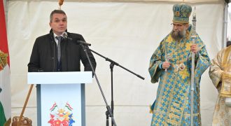 Papp Zsolt György templomot avat Hajdúdorogon