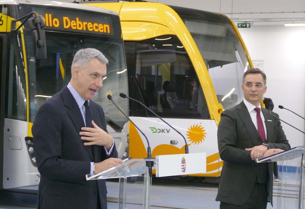 Lázár János - Papp László - közlekedés - 2025. december 16.