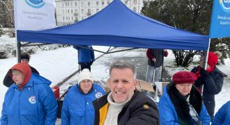 Varga Zoltán szelfi - Demokratikus Koalíció
