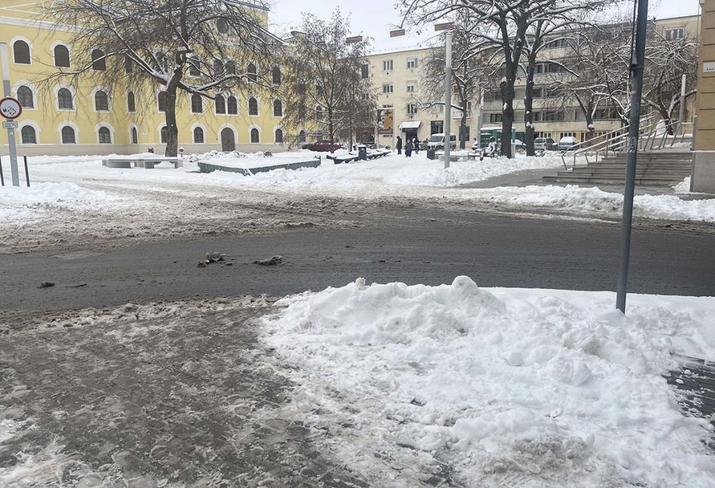 tél - debrecen
