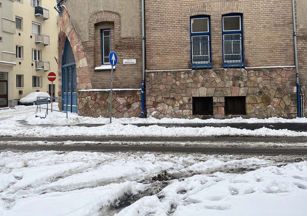 tél - debrecen