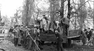Épül a debreceni állatkert 1962