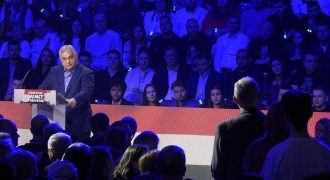 Orbán Viktor DPK békegyűlés 20260307