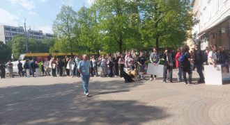 Tisza Párt Tompa Enikő plakátaláírás 20260417