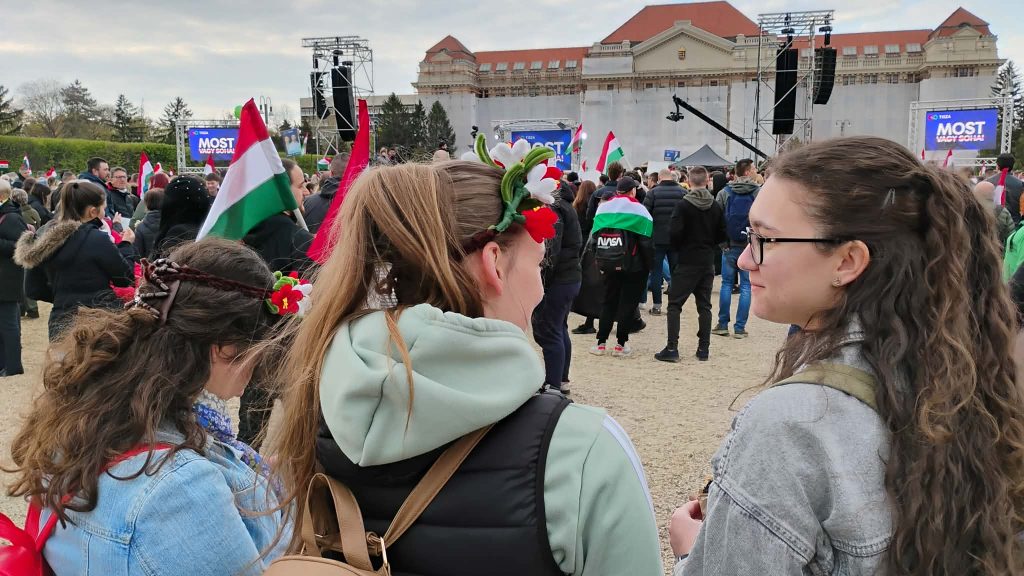 Tisza Párt Magyar Péter 2026. április 11.