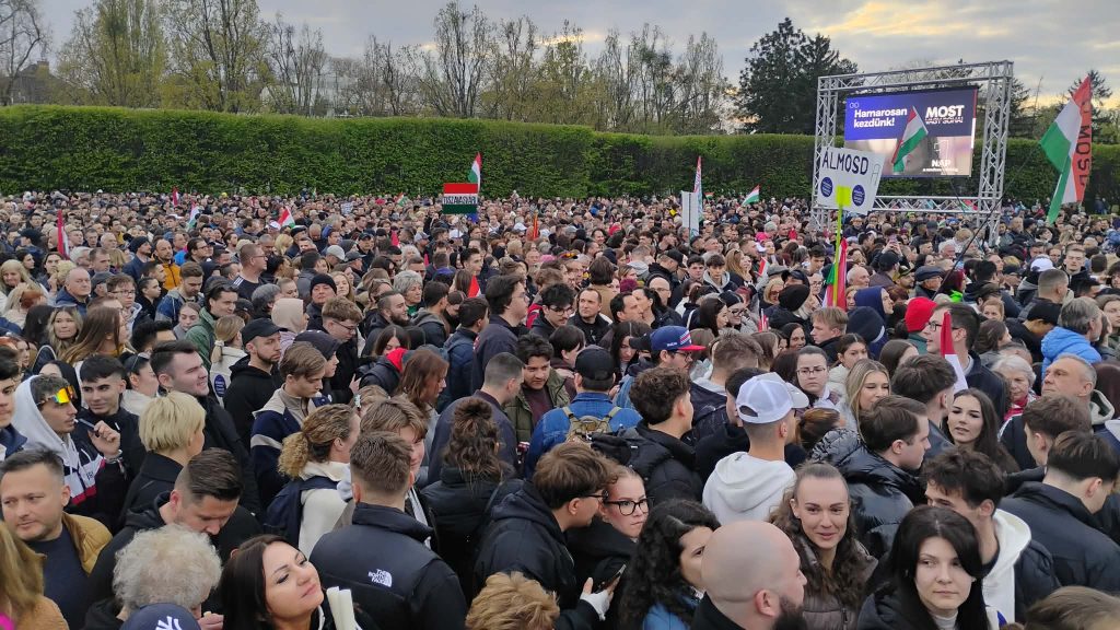 Tisza Párt Magyar Péter 2026. április 11.