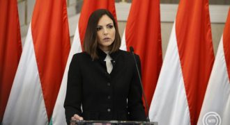Köböl Anita kormányszóvivő