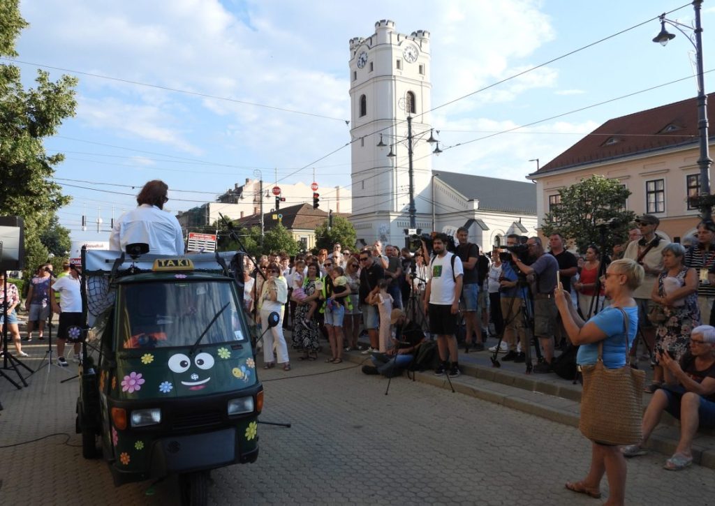 Miakö – akkumulátorgyár – demonstráció – 20260703