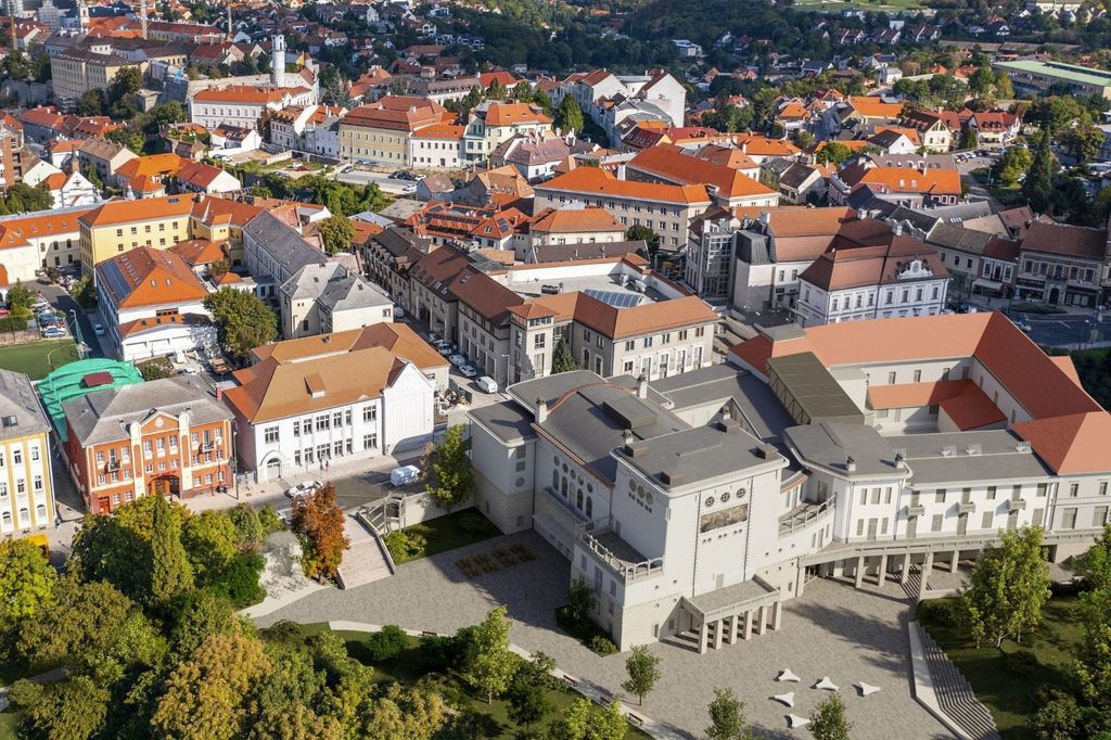 Veszprém Kukac