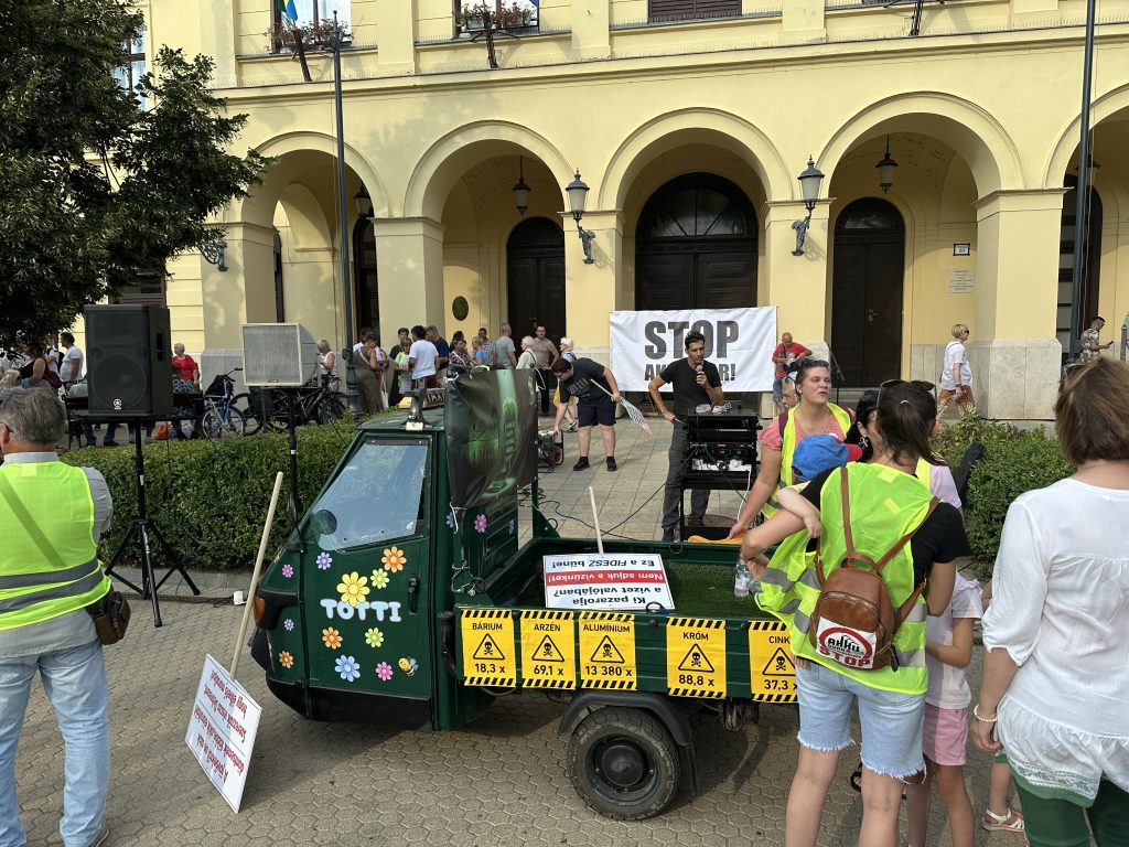 Miakö – akkumulátorgyár – demonstráció – 20260703