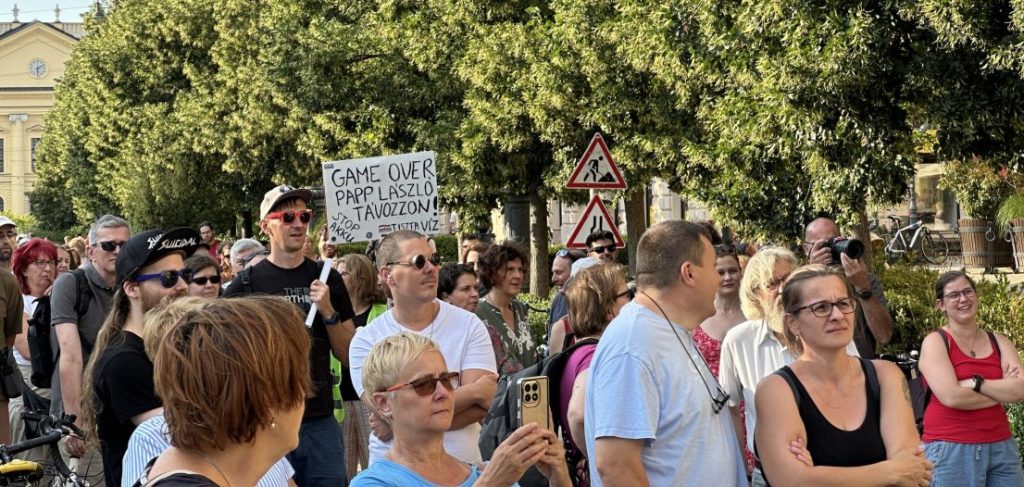 Miakö – akkumulátorgyár – demonstráció – 20260703