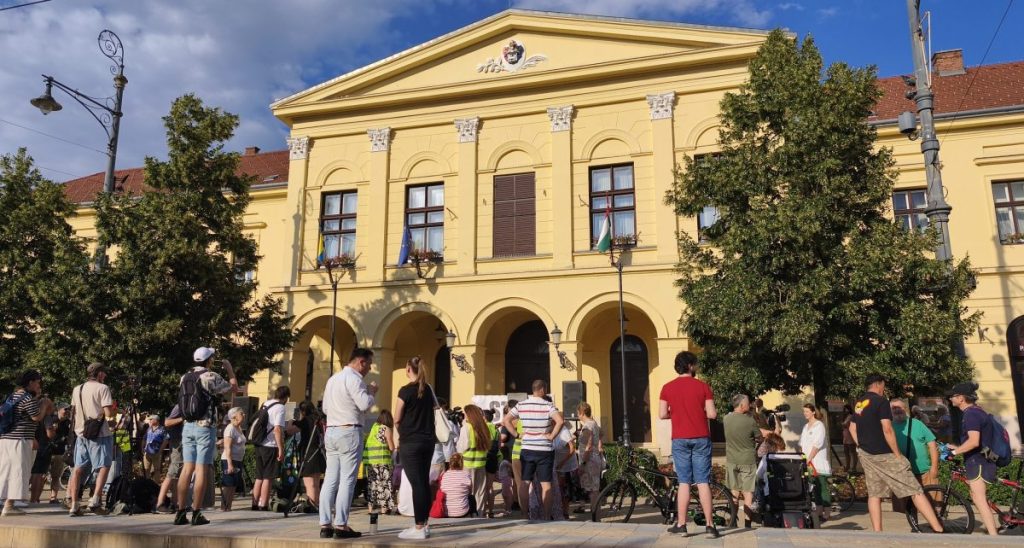 Miakö – akkumulátorgyár – demonstráció – 20260703