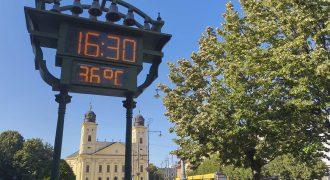 Piac utca - kánikula - 20260731