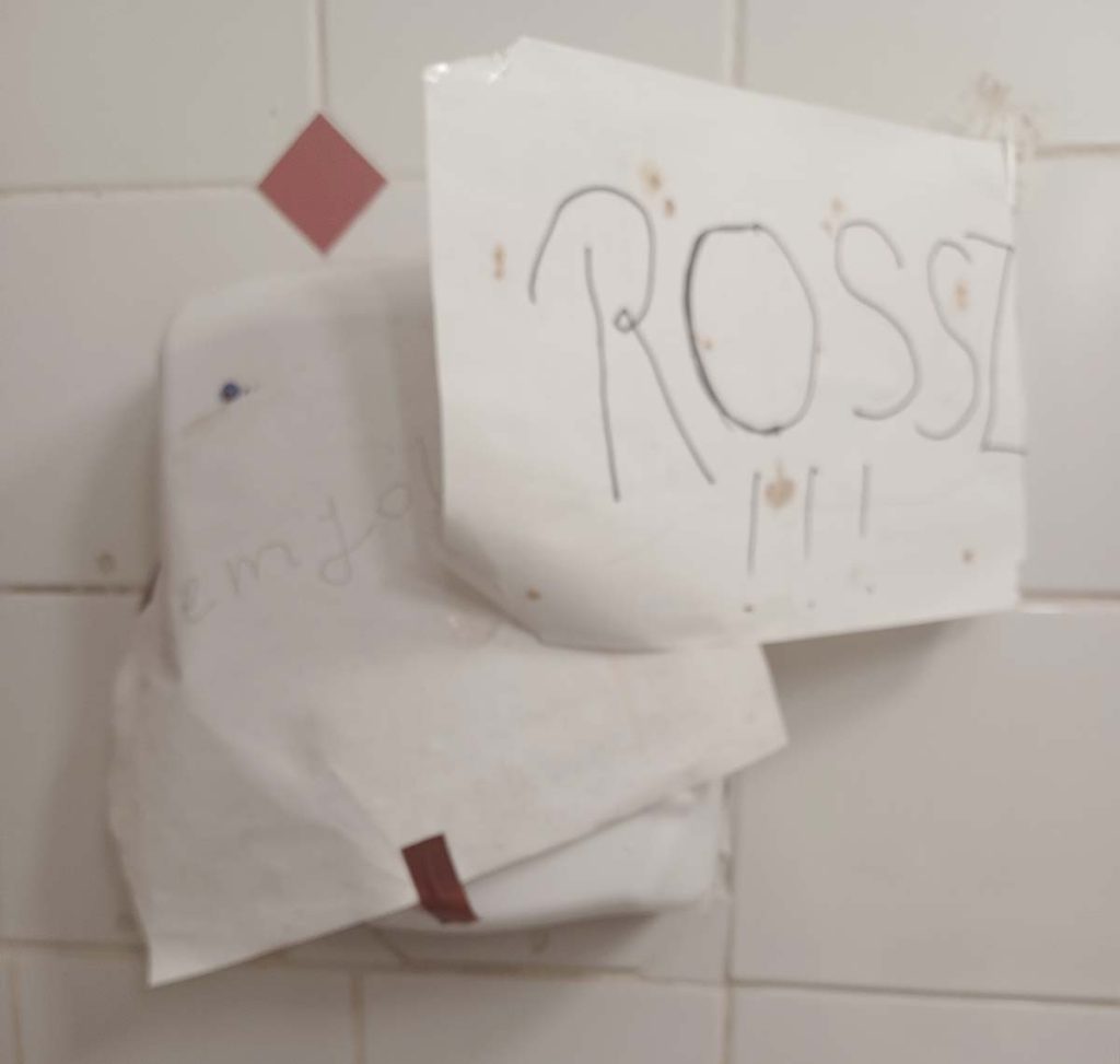 Nyilvános vécé - Kossuth tér - 20260827