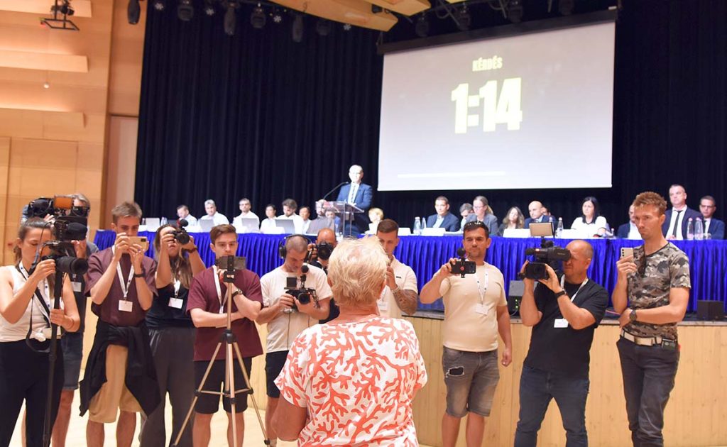 Debreceni közmeghallgatás - akkumulátor - 2026. szeptember 7.